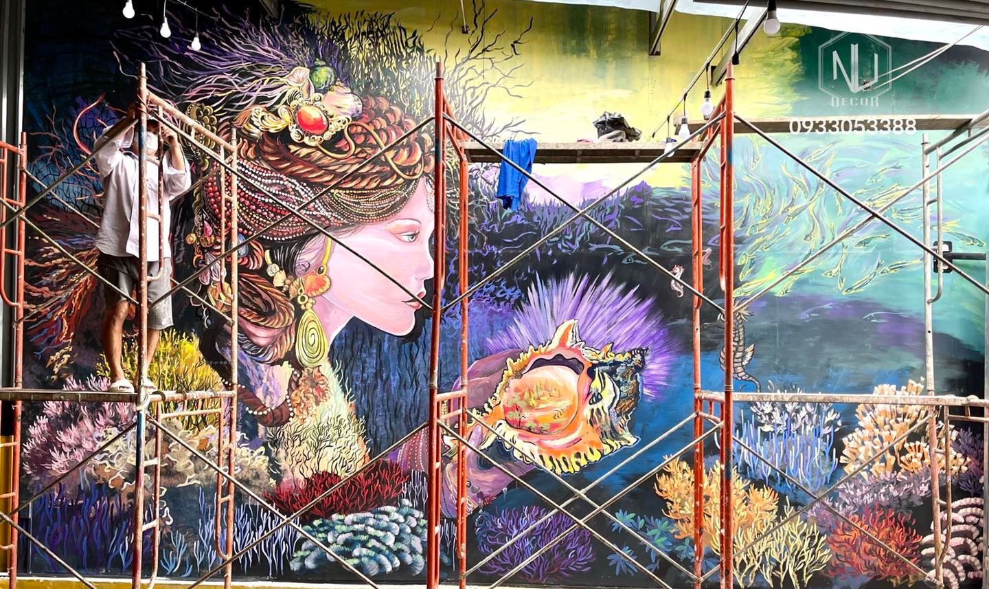 tranh tường NU thực hiện